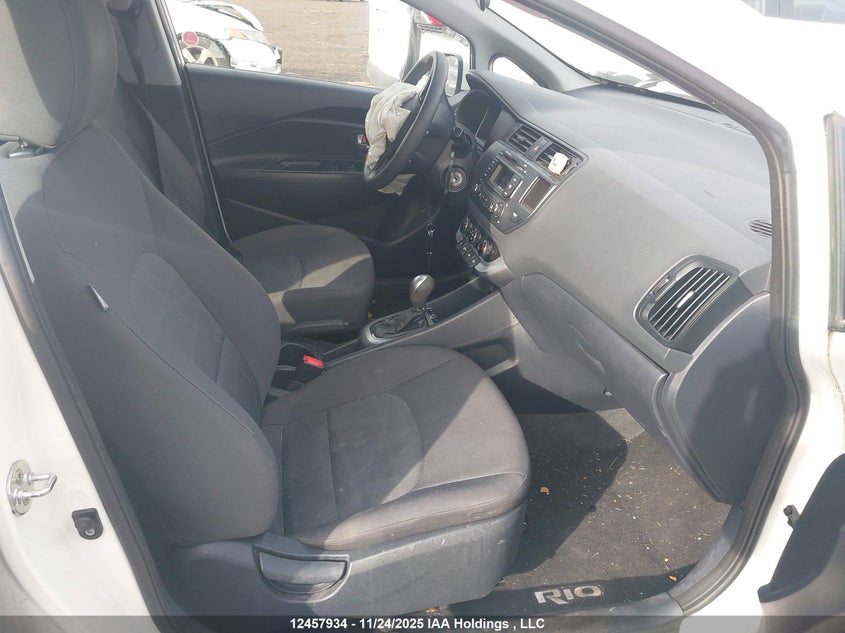 KNADM5A36F6972412 2015 KIA RIO photo no. 5