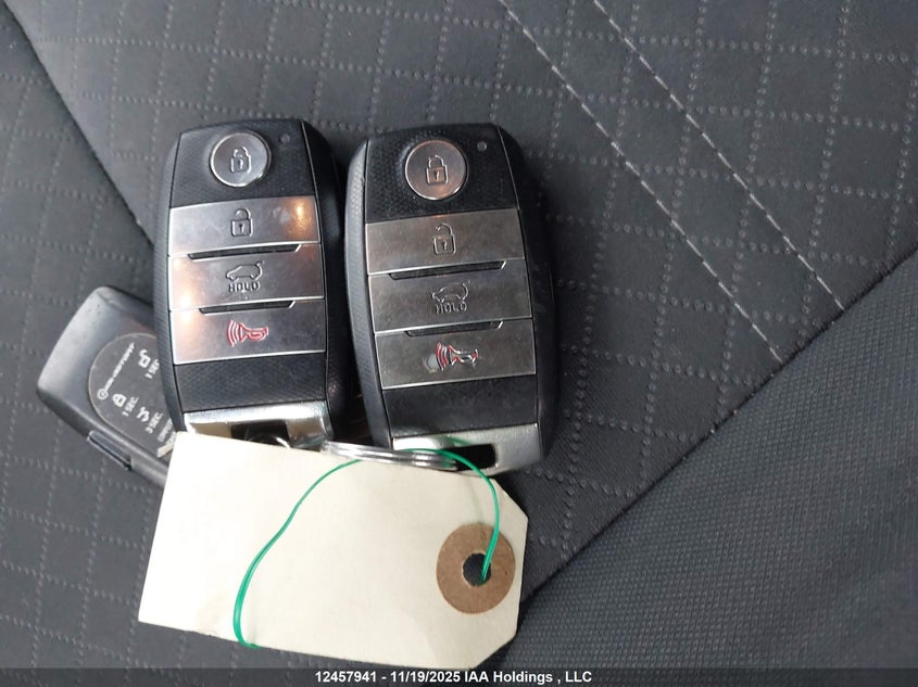 5XYPGDA51JG397144 2018 KIA SORENTO photo no. 11