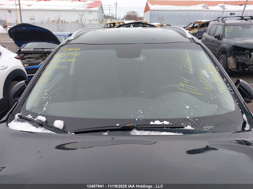5XYPGDA51JG397144 2018 KIA SORENTO photo no. 17