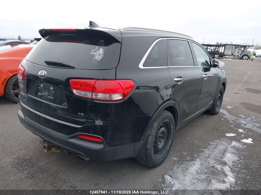 5XYPGDA51JG397144 2018 KIA SORENTO photo no. 4