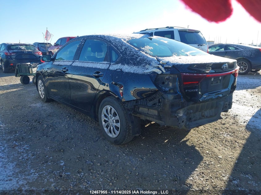 3KPF24AD0ME402398 2021 KIA FORTE photo no. 3