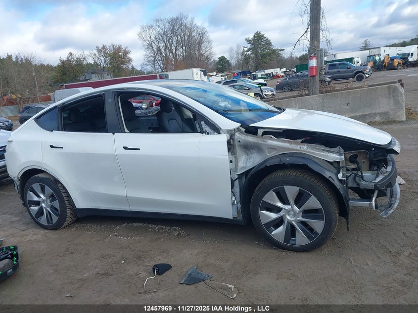 7SAYGAEE2PF670964 2023 TESLA MODEL Y photo no. 14
