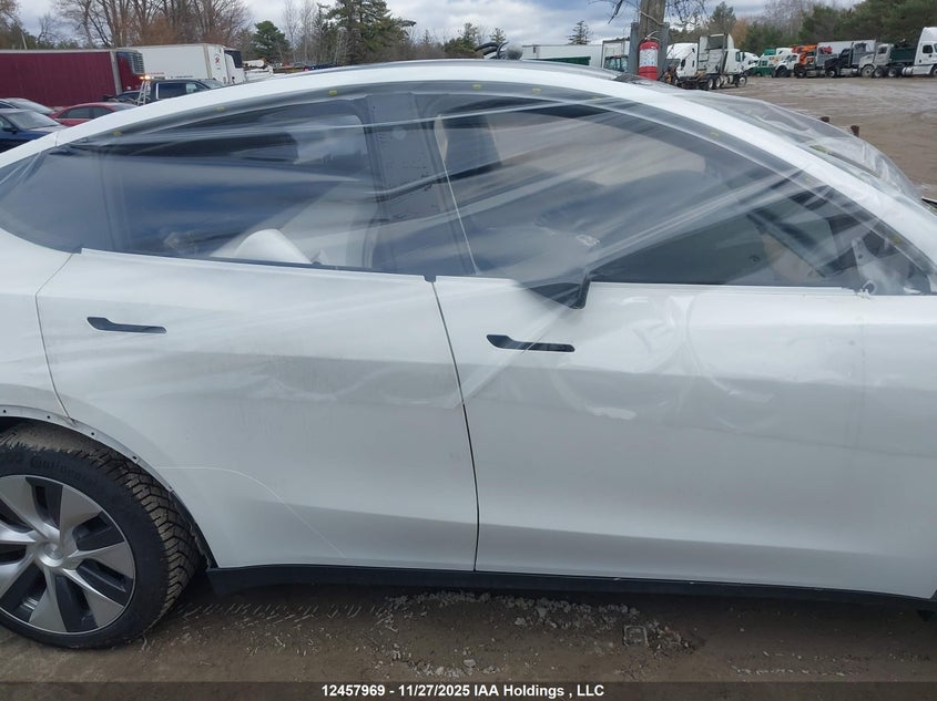 7SAYGAEE2PF670964 2023 TESLA MODEL Y photo no. 19