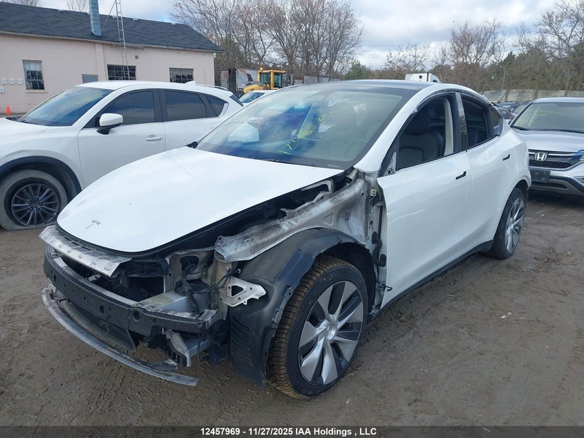7SAYGAEE2PF670964 2023 TESLA MODEL Y photo no. 2