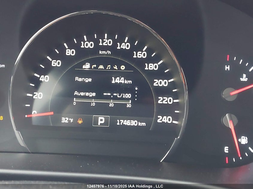 2016 Kia Sorento 3.3L Sx/3.3L Sx+ VIN: 5XYPKDA55GG163208 Lot: 12457976