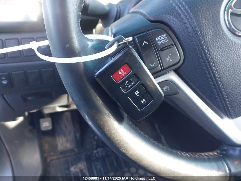 2015 Toyota Highlander Xle VIN: 5TDJKRFH9FS180102 Lot: 12458001