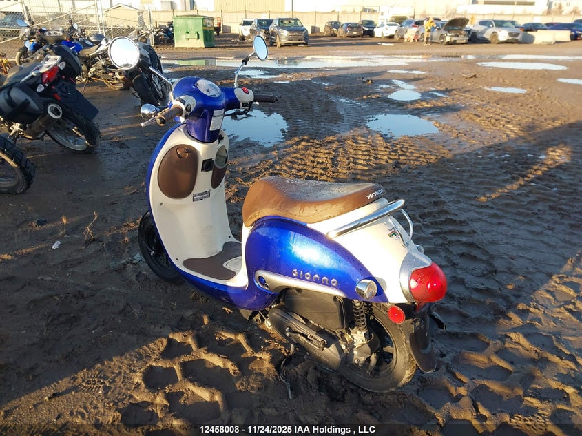 JH2AF7726PK200017 2023 HONDA NC photo no. 3