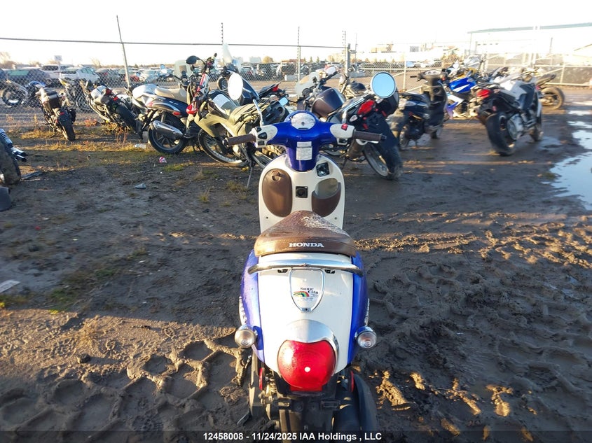 JH2AF7726PK200017 2023 HONDA NC photo no. 6