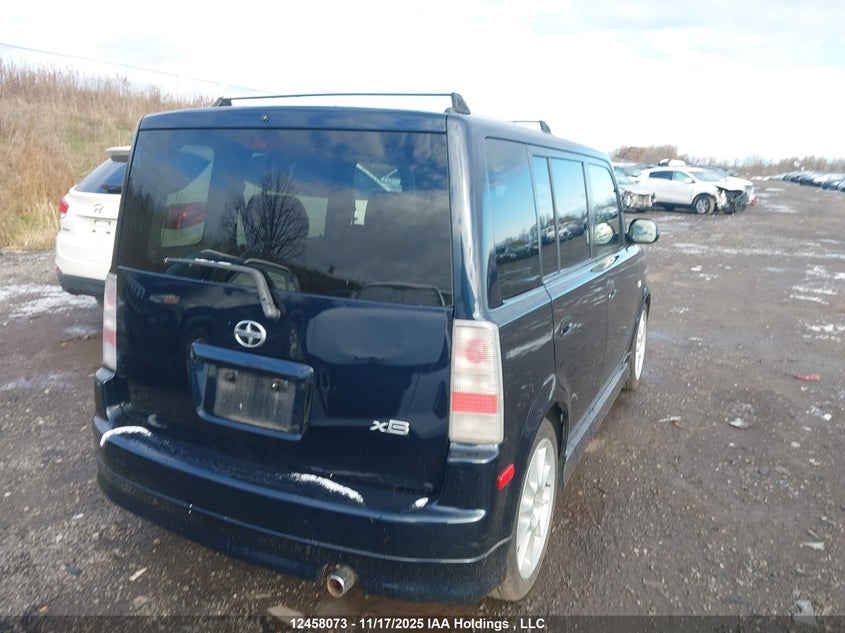 JTLKT324250200231 2005 SCION XB photo no. 4