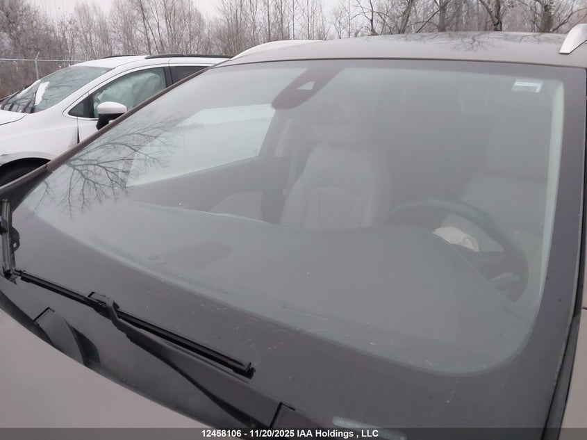 2017 Buick Envision Premium VIN: LRBFXESXXHD162010 Lot: 12458106