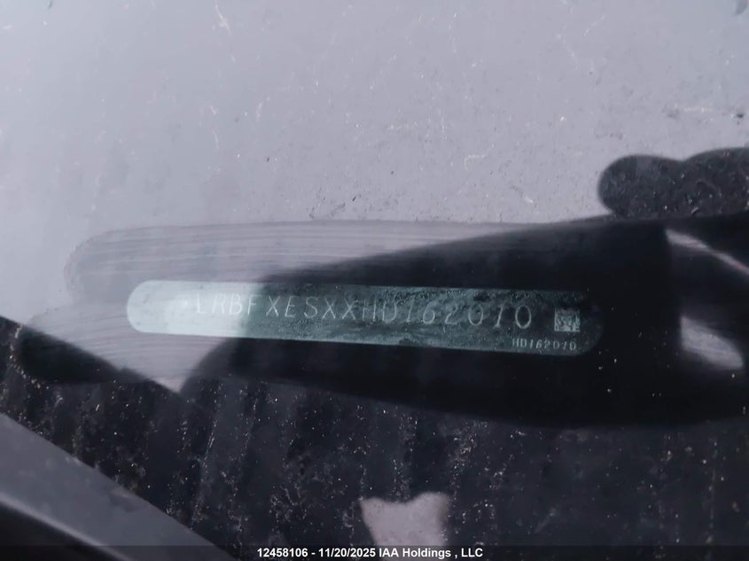 2017 Buick Envision Premium VIN: LRBFXESXXHD162010 Lot: 12458106