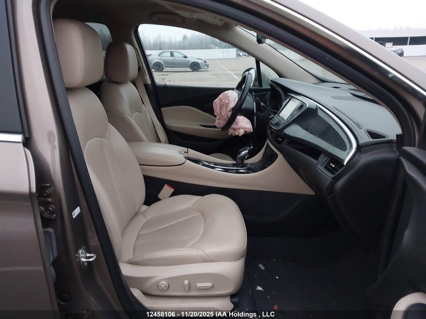 LRBFXESXXHD162010 2017 BUICK ENVISION photo no. 5