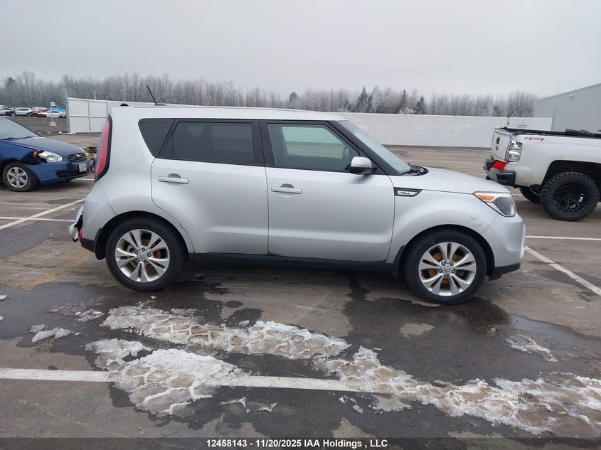 KNDJP3A59G7818923 2016 KIA SOUL photo no. 13