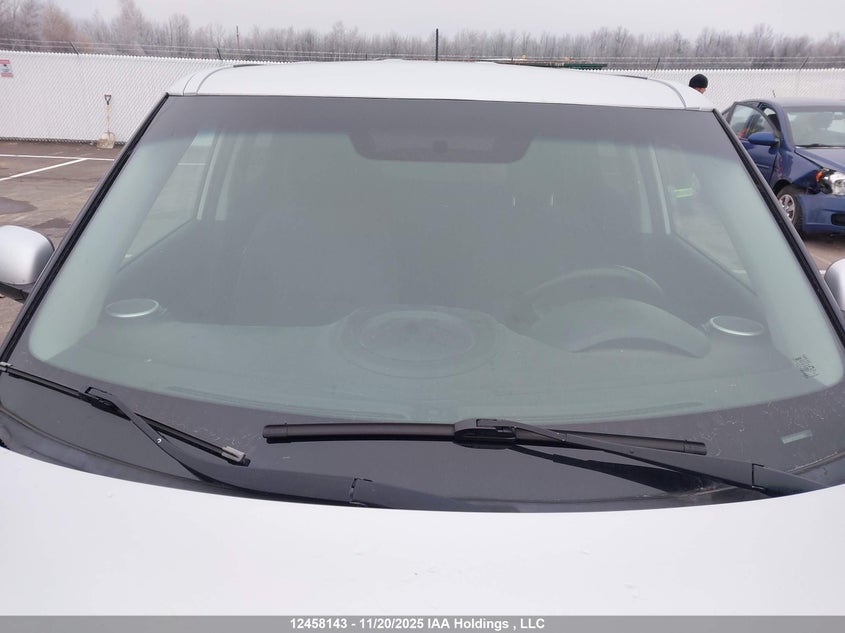 KNDJP3A59G7818923 2016 KIA SOUL photo no. 17
