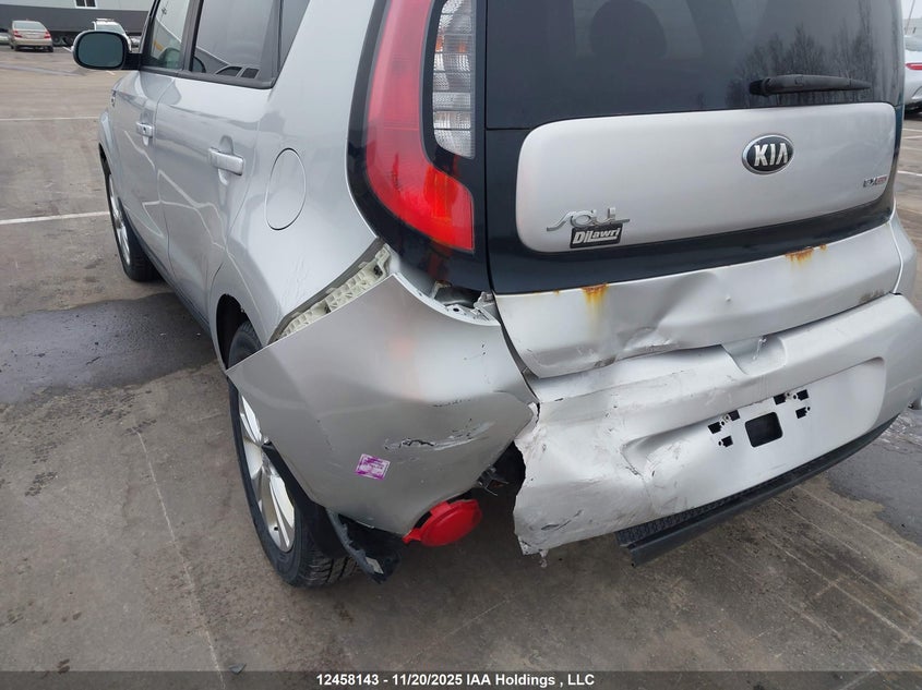 KNDJP3A59G7818923 2016 KIA SOUL photo no. 6