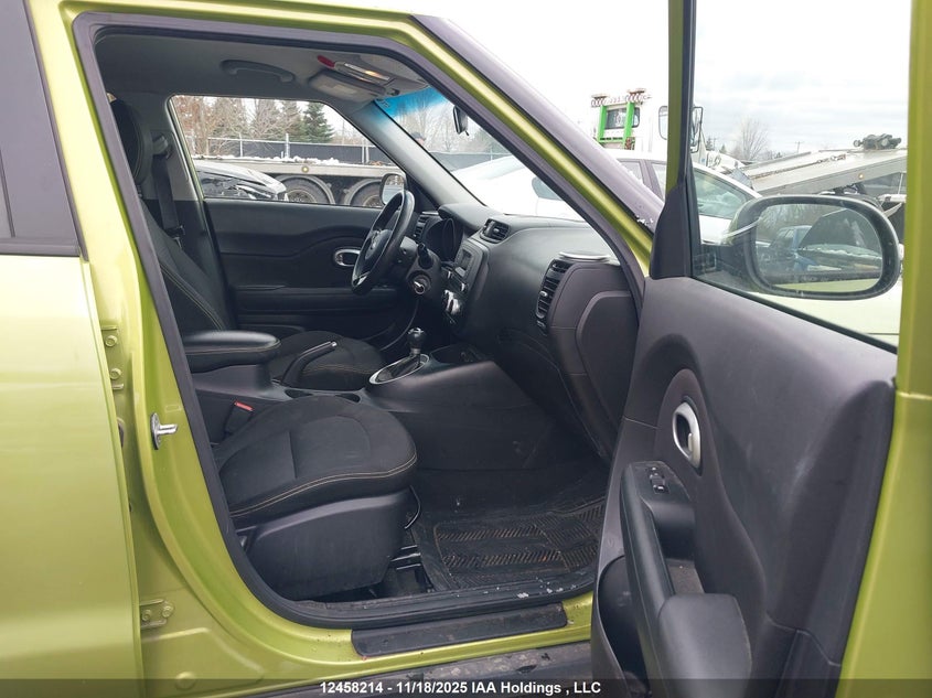 KNDJP3A50F7798799 2015 KIA SOUL photo no. 5