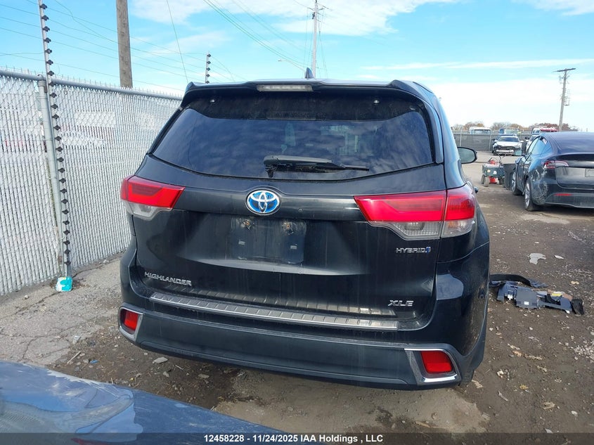 5TDJGRFH2KS066664 2019 TOYOTA HIGHLANDER photo no. 17