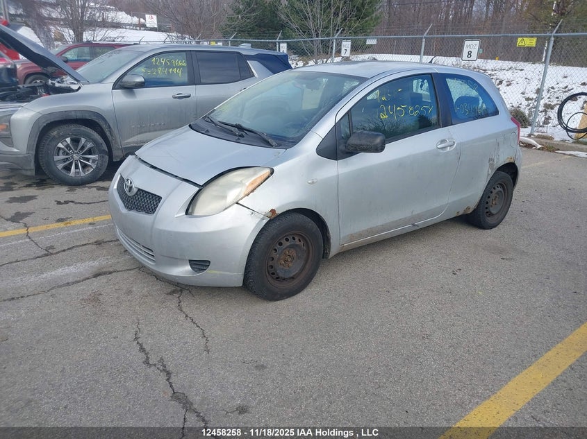 JTDJT923375034969 2007 TOYOTA YARIS photo no. 2