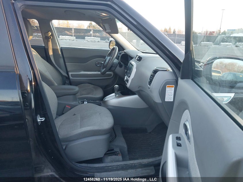 KNDJP3AE6G7017737 2016 KIA SOUL EV photo no. 5