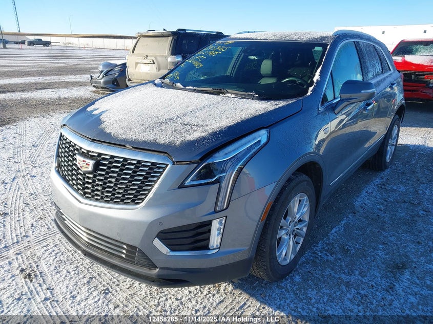 1GYKNBR49MZ129975 2021 CADILLAC XT5 photo no. 2