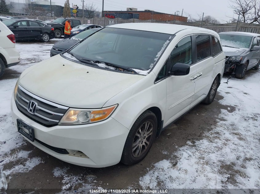 5FNRL5H46CB502472 2012 HONDA ODYSSEY photo no. 2