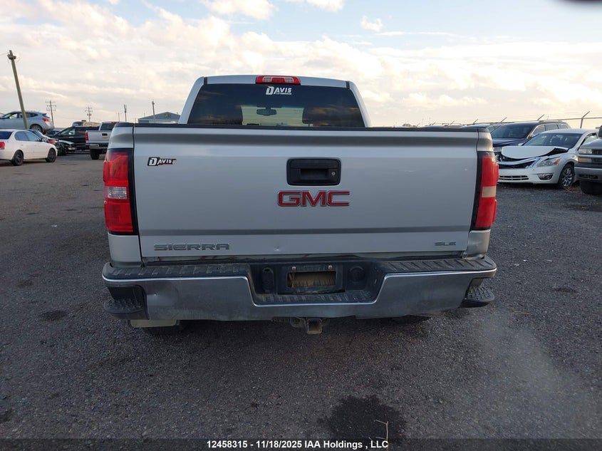 1GTV2MEC1JZ139237 2018 GMC SIERRA photo no. 17