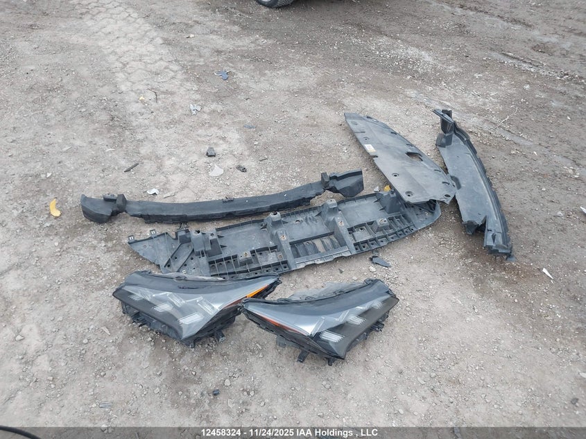 2017 Lexus Nx 200T/Base/F Sport VIN: JTJBARBZ9H2097329 Lot: 12458324