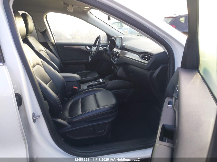 1FMCU9J94NUA54478 2022 FORD ESCAPE photo no. 5