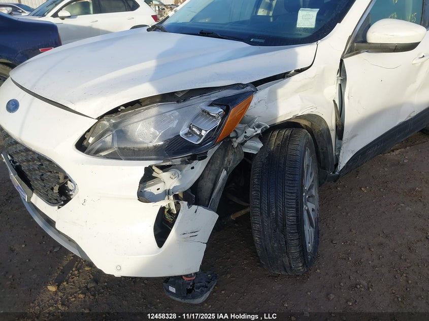 1FMCU9J94NUA54478 2022 FORD ESCAPE photo no. 6