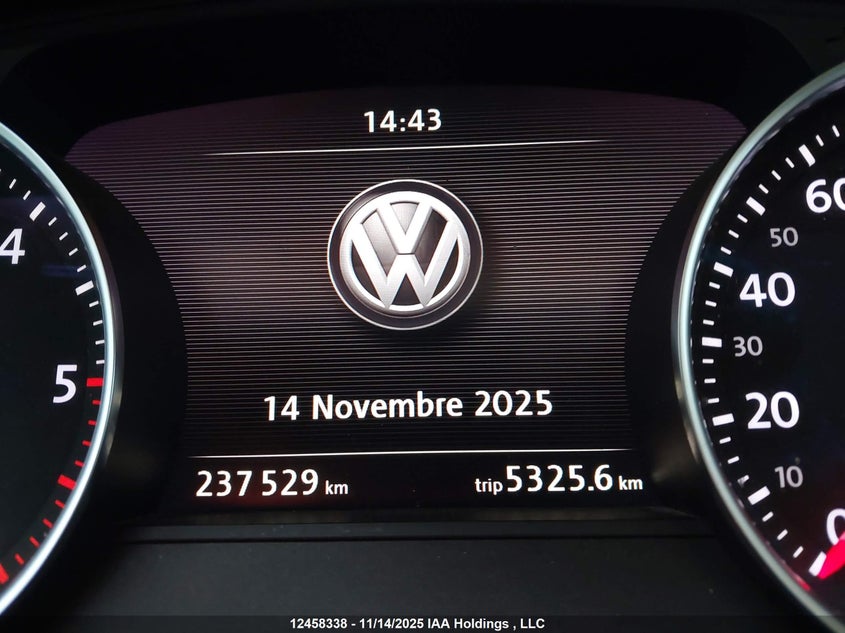 2015 Volkswagen Touareg V6 Tdi VIN: WVGEP9BP0FD006474 Lot: 12458338