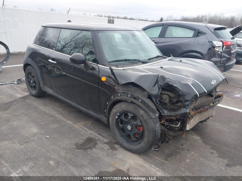 WMWMF3C5XATZ25617 MINI COOPER Photo 1