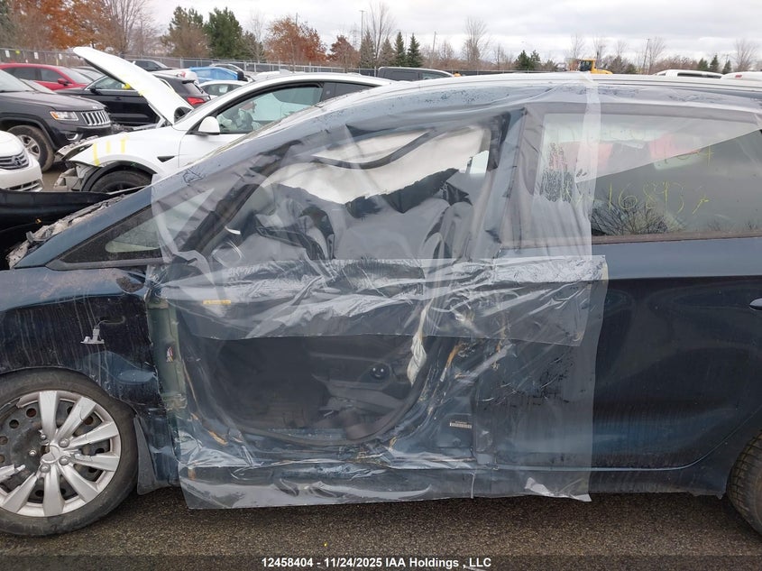 2017 Kia Rondo L/Lx VIN: KNAHT8A36H7168937 Lot: 12458404