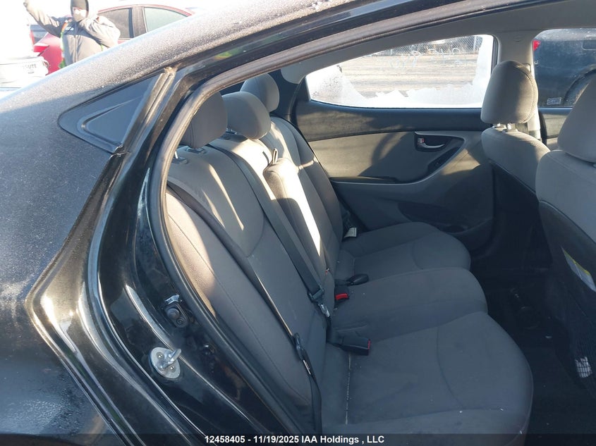 2016 Hyundai Elantra Le-R VIN: 5NPDH4AE2GH792841 Lot: 12458405