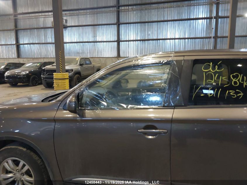 2016 Mitsubishi Outlander Es VIN: JA4AZ2A33GZ611137 Lot: 12458443