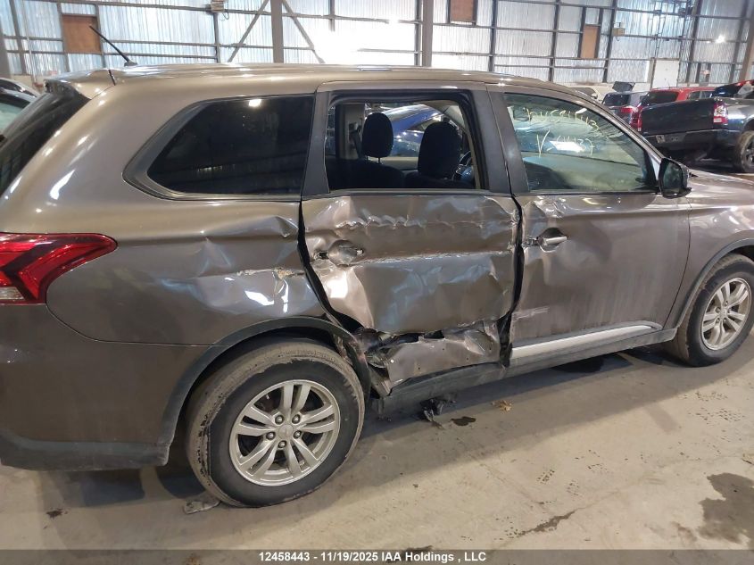 2016 Mitsubishi Outlander Es VIN: JA4AZ2A33GZ611137 Lot: 12458443