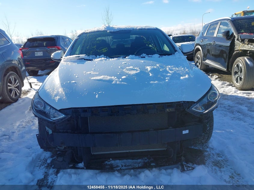 KMHD84LF3JU635432 2018 HYUNDAI ELANTRA photo no. 12