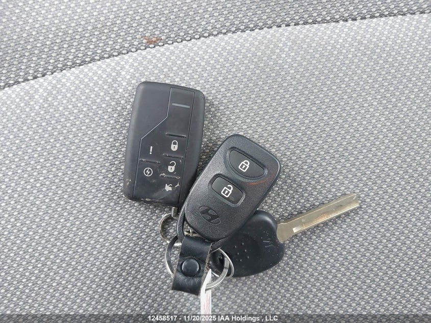 2014 Hyundai Accent Gl VIN: KMHCT4AE0EU701204 Lot: 12458517