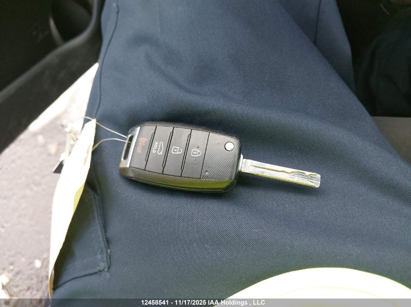 2015 Kia Optima Lx/Lx Winter Edition VIN: KNAGM4A76F5647372 Lot: 12458541