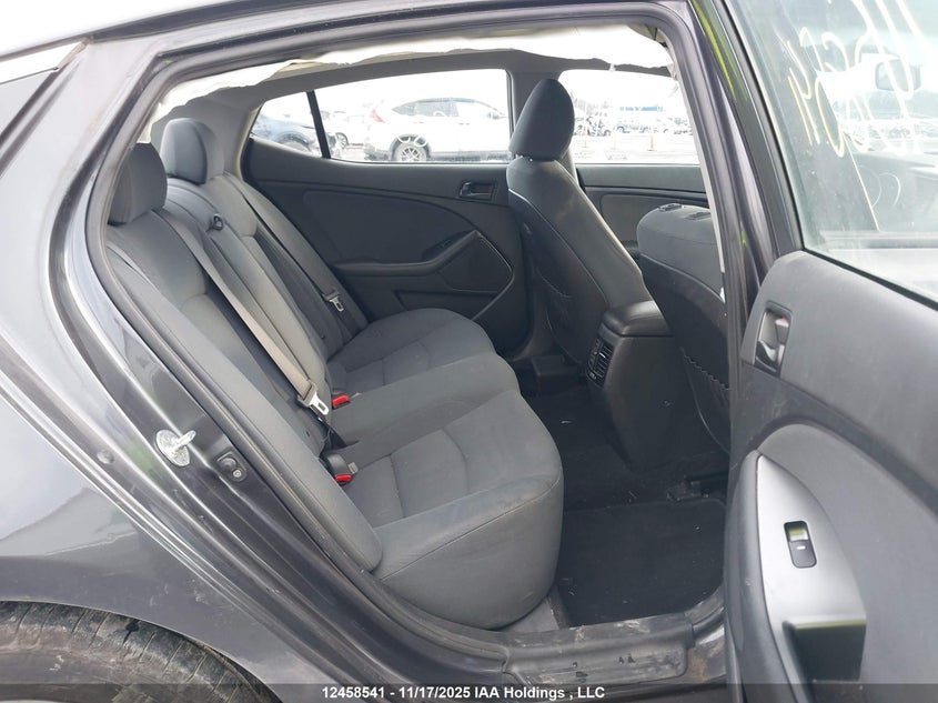 2015 Kia Optima Lx/Lx Winter Edition VIN: KNAGM4A76F5647372 Lot: 12458541