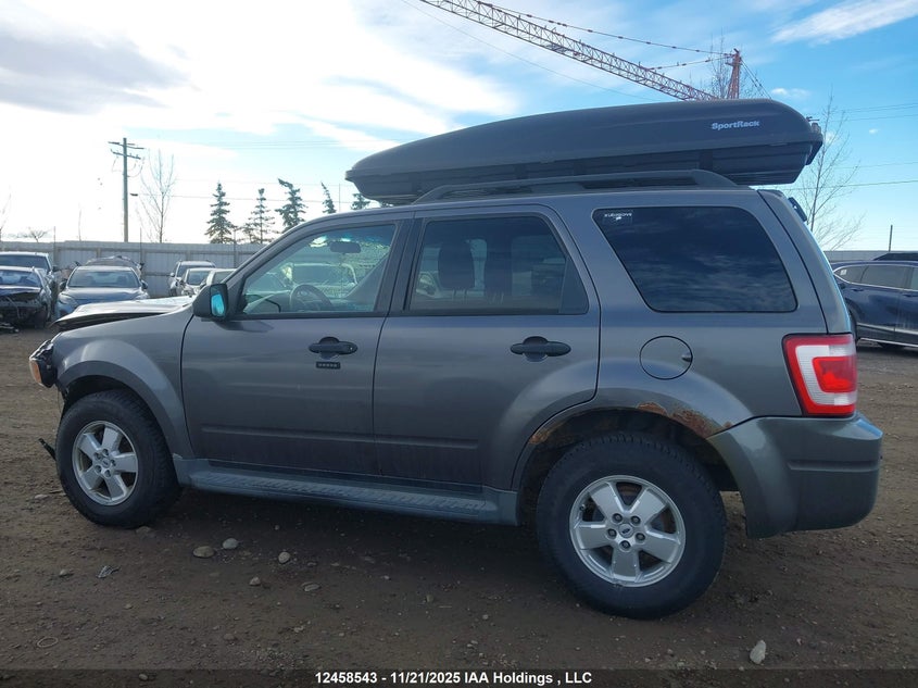 1FMCU93G89KC94890 2009 FORD ESCAPE photo no. 15