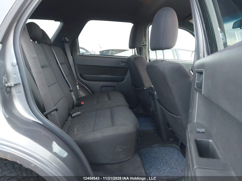1FMCU93G89KC94890 2009 FORD ESCAPE photo no. 8