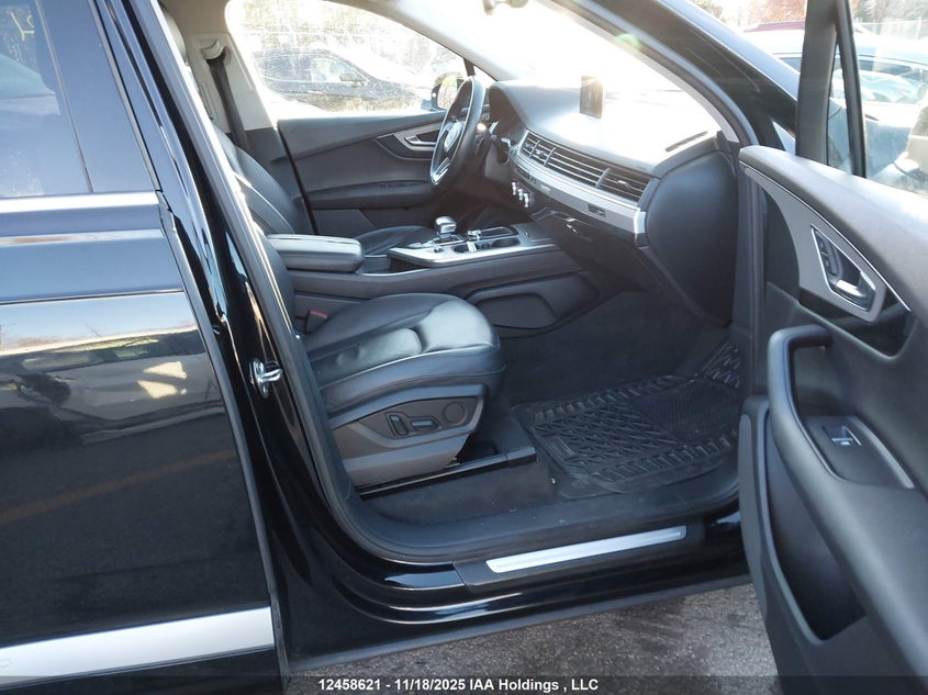 WA1AAAF75HD057370 2017 AUDI Q7 photo no. 5
