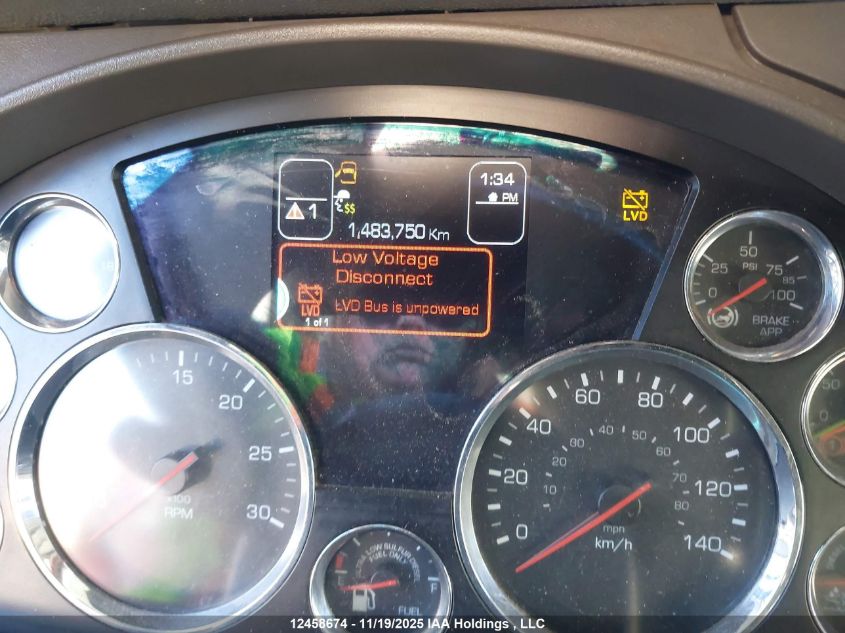 2017 Kenworth T680 VIN: 1XKYDP9X3HJ988160 Lot: 12458674