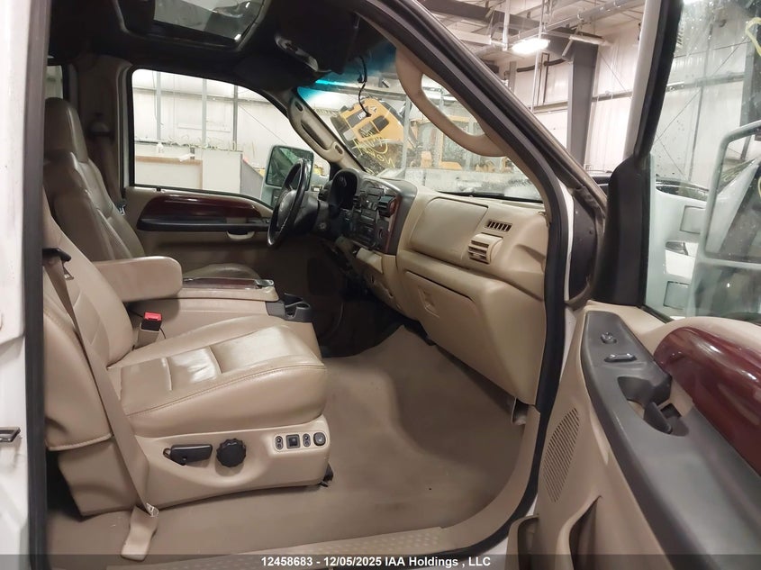 1FTWW31P67EA58620 2007 FORD F350 photo no. 5