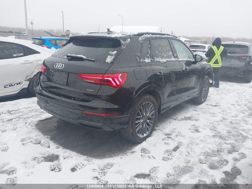 WA1AECF39N1140195 2022 AUDI Q3 photo no. 4