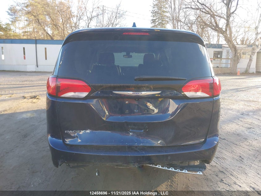2C4RC1BG3JR306566 2018 CHRYSLER PACIFICA photo no. 12