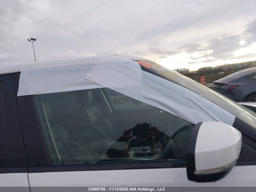 2016 Land Rover Range Rover Sport VIN: SALWR2KFXGA631123 Lot: 12458705