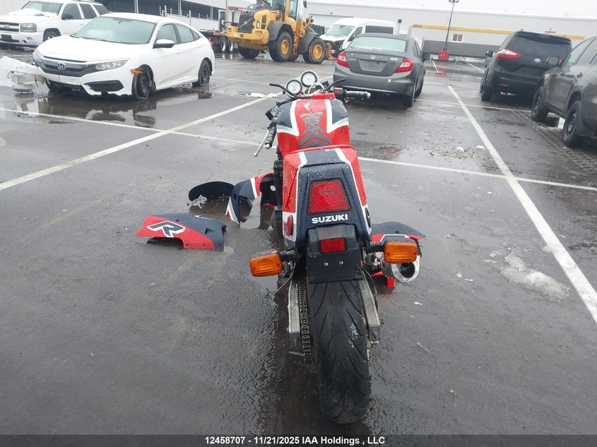 1986 Suzuki Gsx-R1100 VIN: JS1GU74A4G2102229 Lot: 12458707