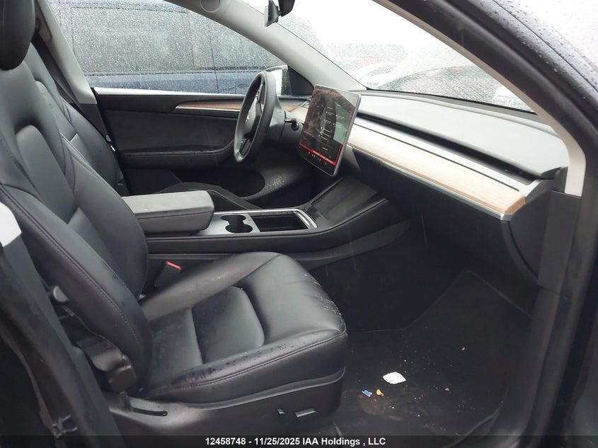 7SAYGDEE0NF562843 2022 TESLA MODEL Y photo no. 5