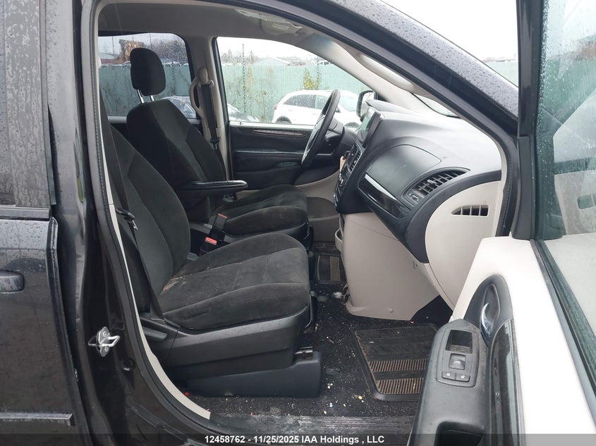 2C4RDGBG9GR114285 2016 DODGE CARAVAN photo no. 5